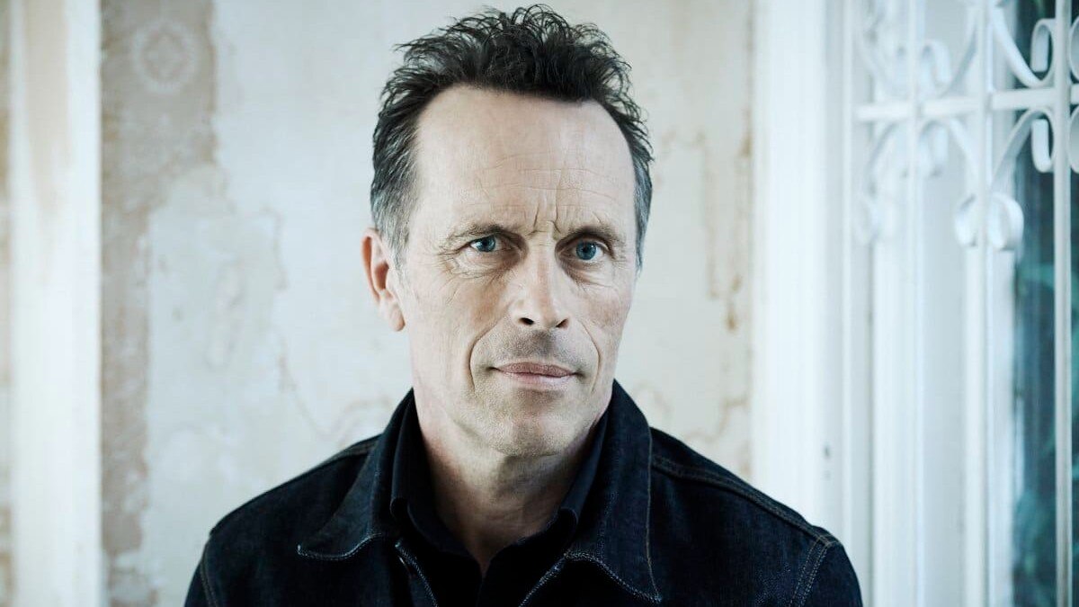 Mark Seymour shares songs that inspired his latest solo record - Double J