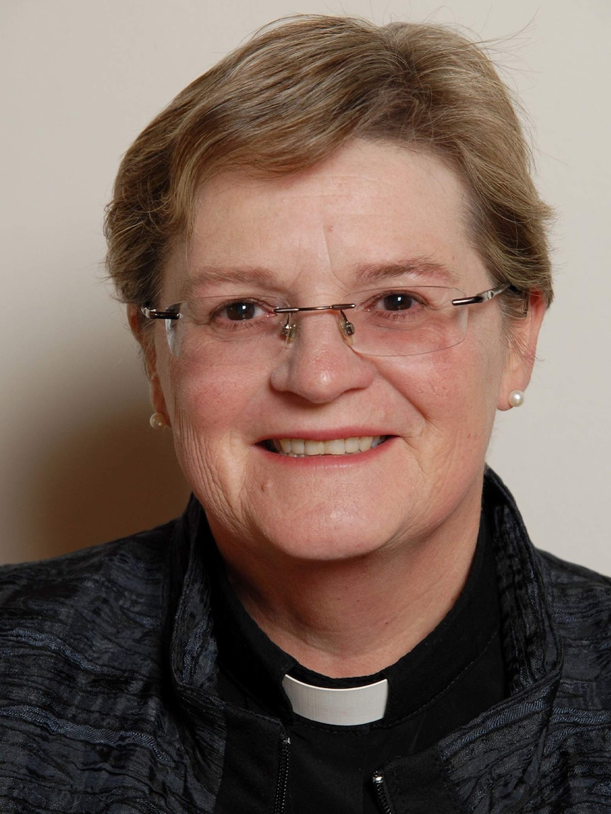 Reverend Dr Sarah Macneil