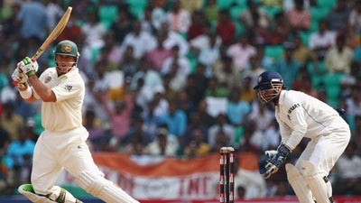 Matthew Hayden cover drives in the Fourth Test match with India, November 10, 2008 (Getty Images: Michael Steele)