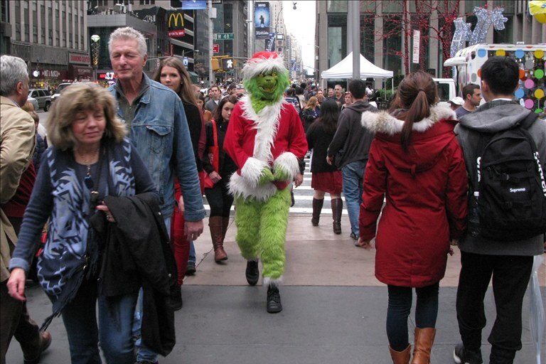 Christmas Eve shoppers in New York