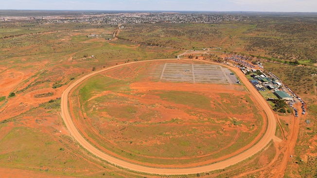 Aerial view of the Broken Hill racecourse.