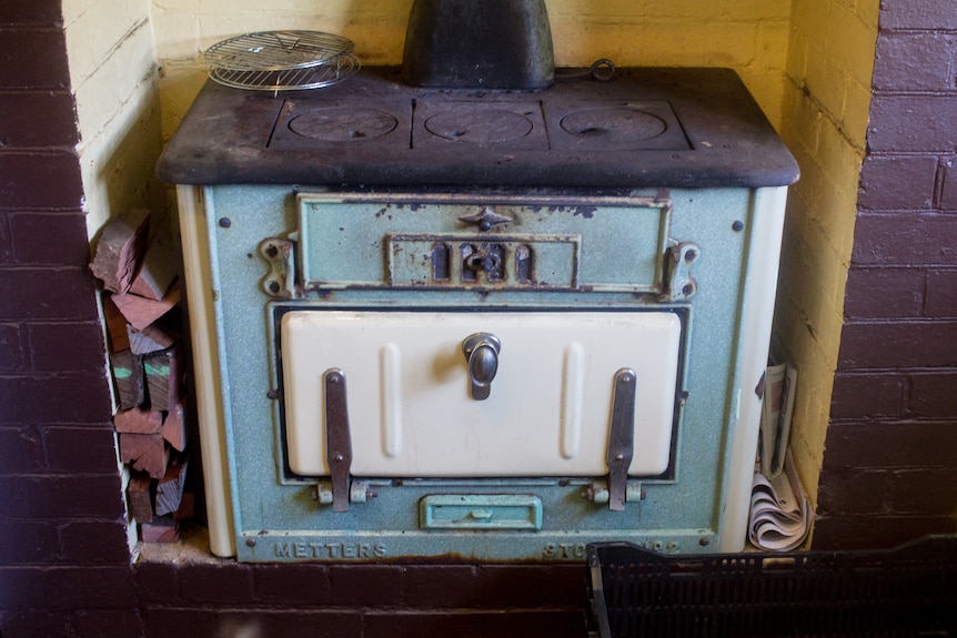 A Metters Number 2 stove sits in Justin Hollister's Kitchen.