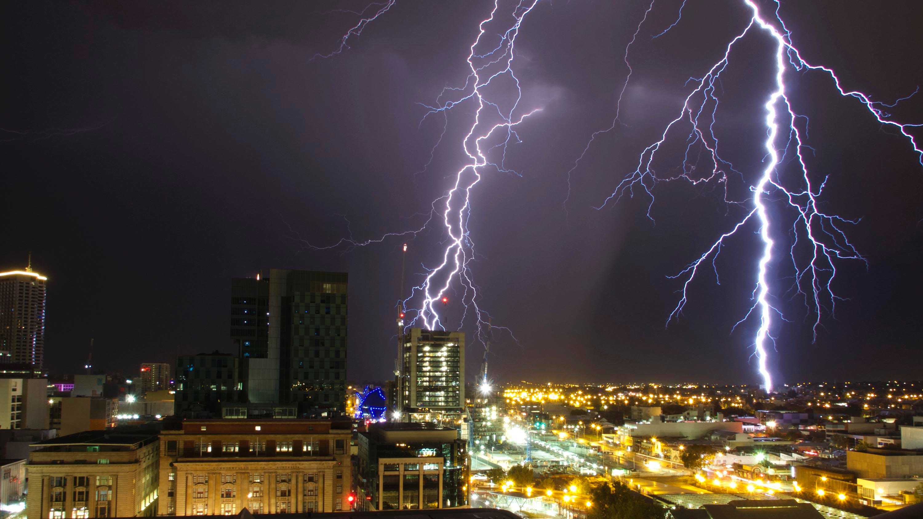Power restored to most Perth homes after lightning storms cause