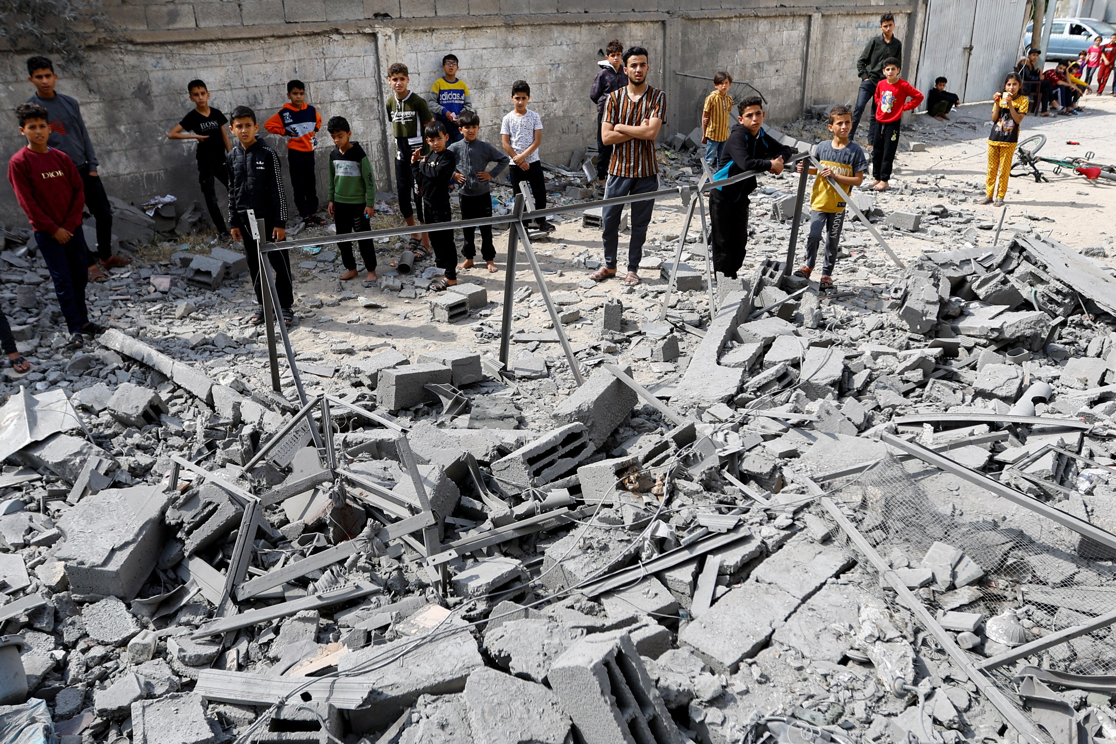 Israeli Strikes In Gaza Kill 12, Including Three Islamic Jihad Leaders ...