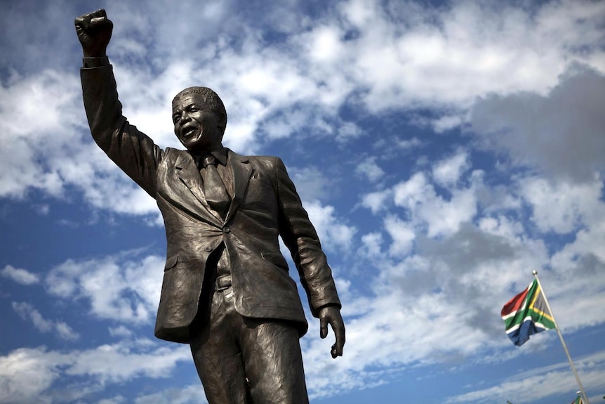 Nelson Mandela statue
