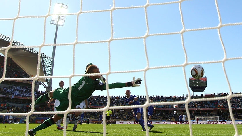 Robert Vittek opens Slovakia's account in the 50th minute.