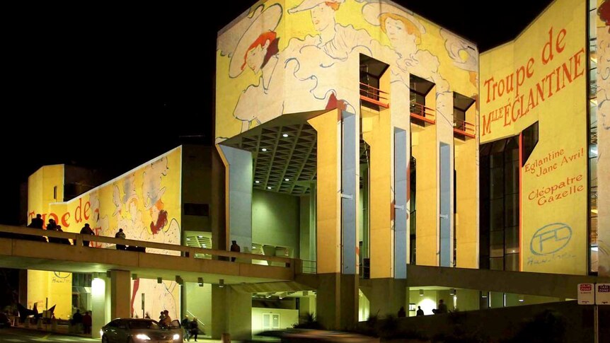 Images projected onto National Gallery of Australia during Enlighten Architectural Projections.