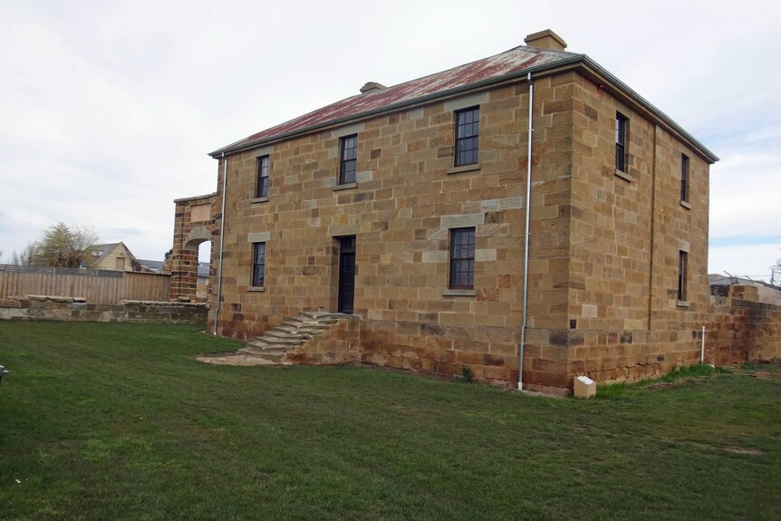Oatlands goal house and execution grounds