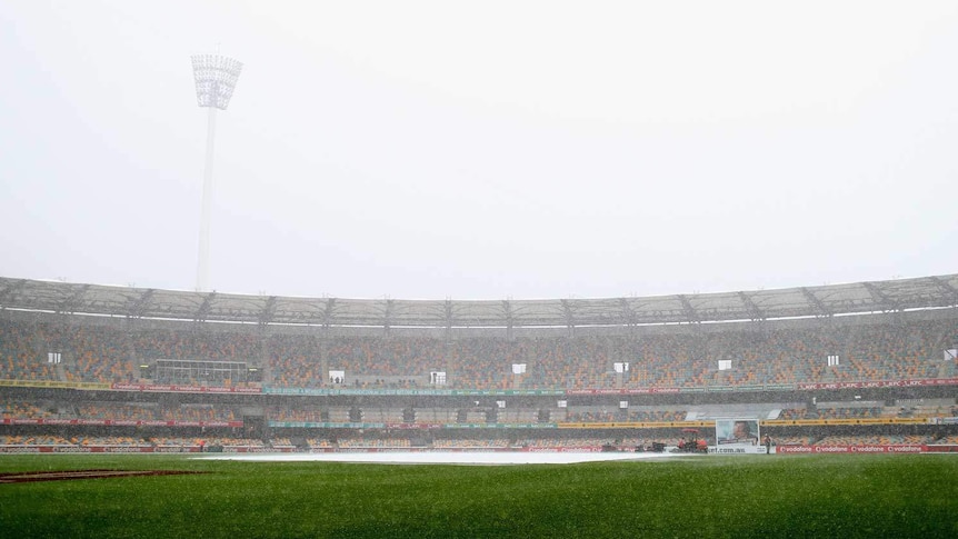 Rain falls at the Gabba