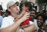 Adam Gilchrist meets the Indian public