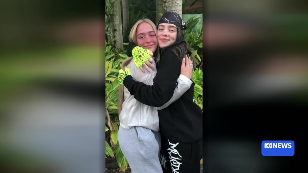 Emily Lord meeting Billie Eilish. - ABC News