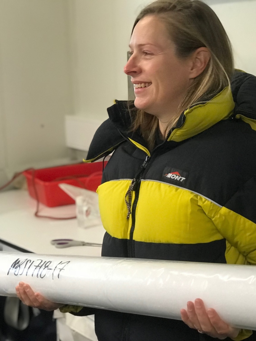 Dr Tessa Vance with ice core sample.