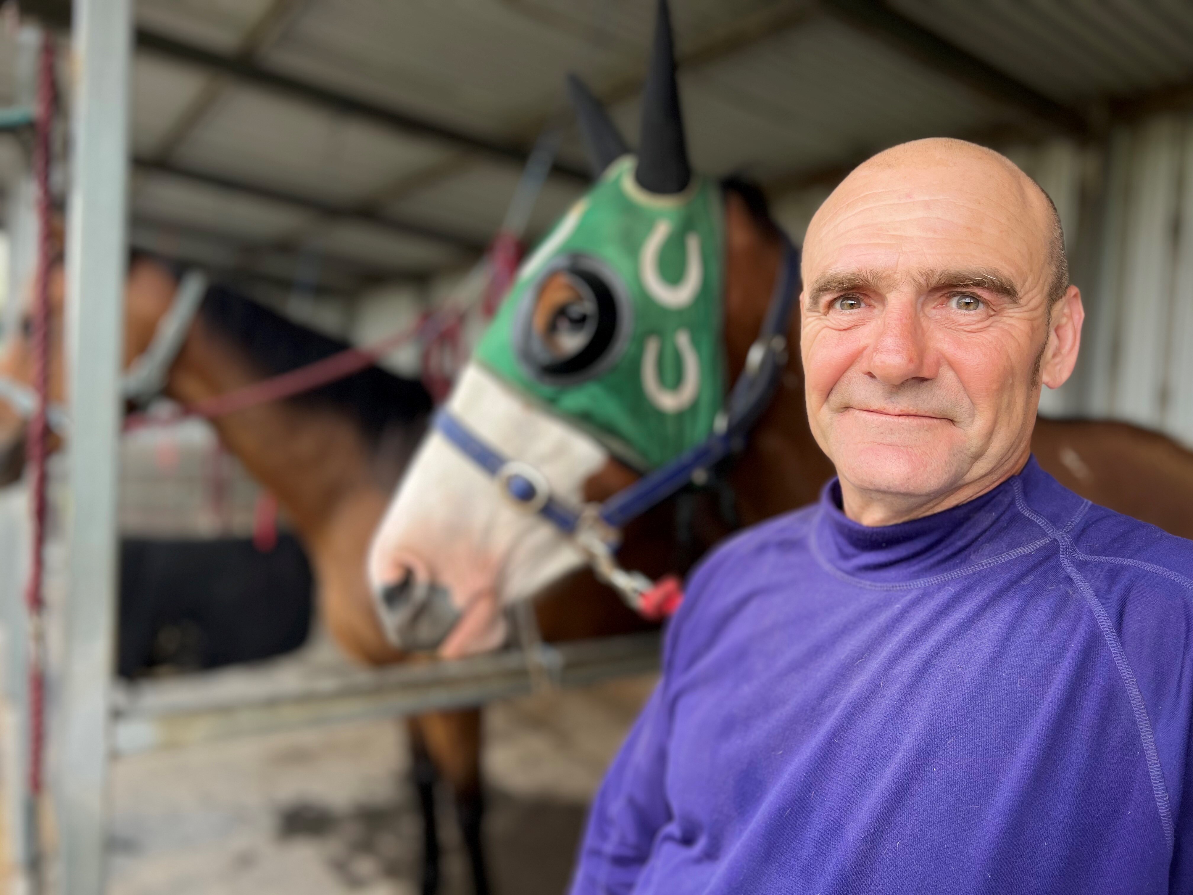Racehorse Comanche Queen saves SA trackwork rider Danny Smith from life