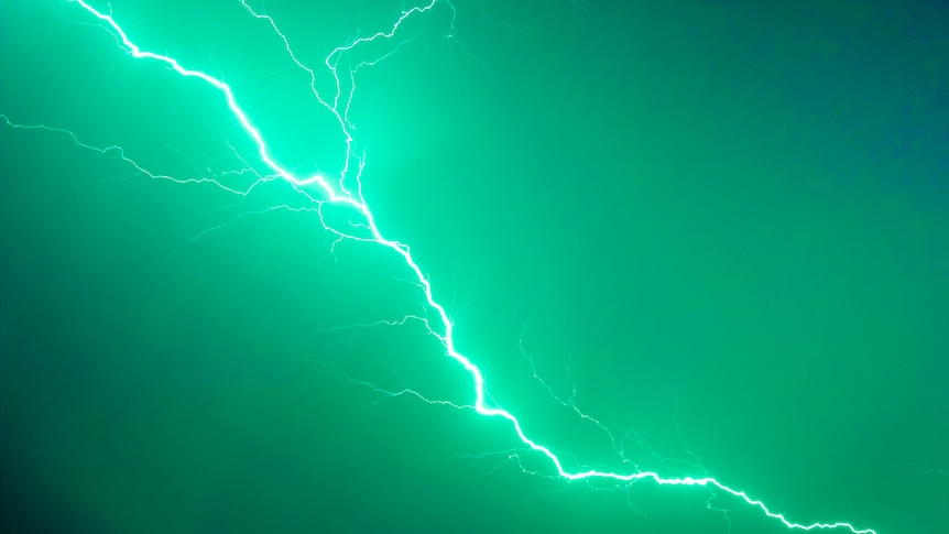 A green fork of lightning.