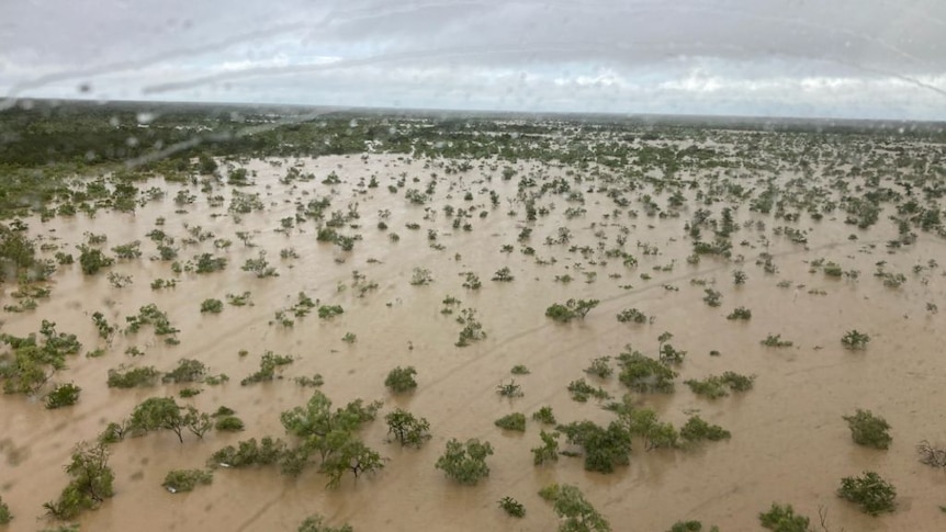 Aerial footage of the Gulf of Carpentaria in flood