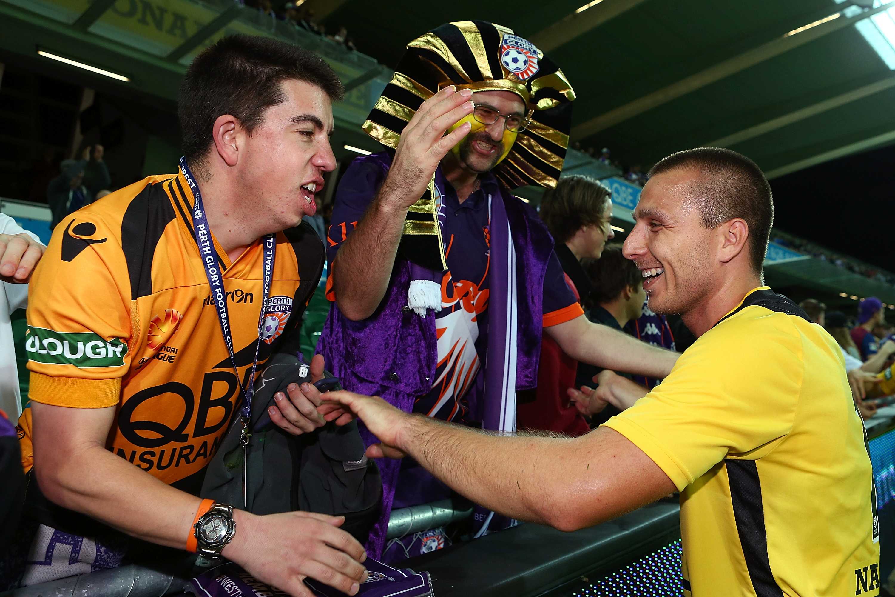 Perth Glory book FFA Cup final spot with 3-1 victory over Melbourne ...