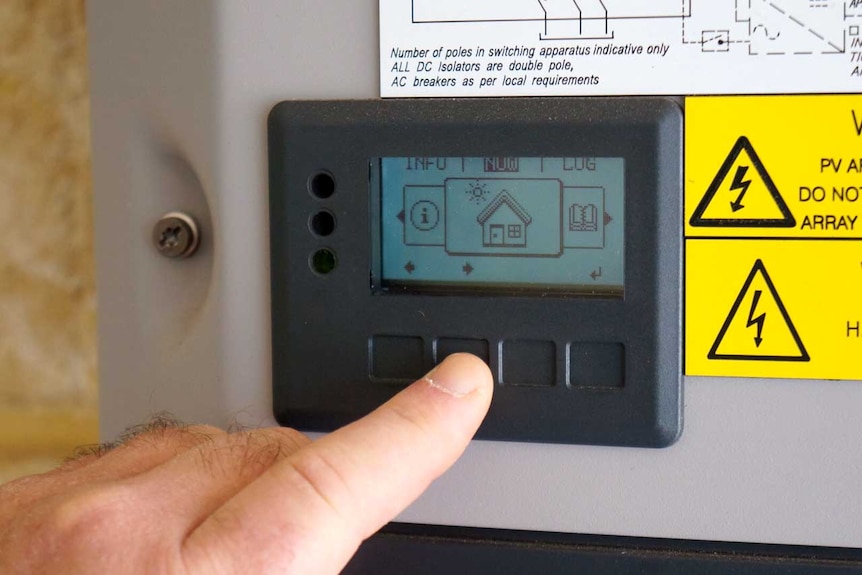 Solar power battery panel