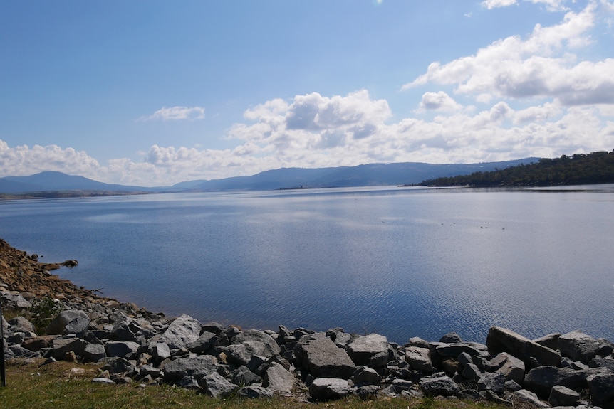 Foreshores of Lake Jindabyne