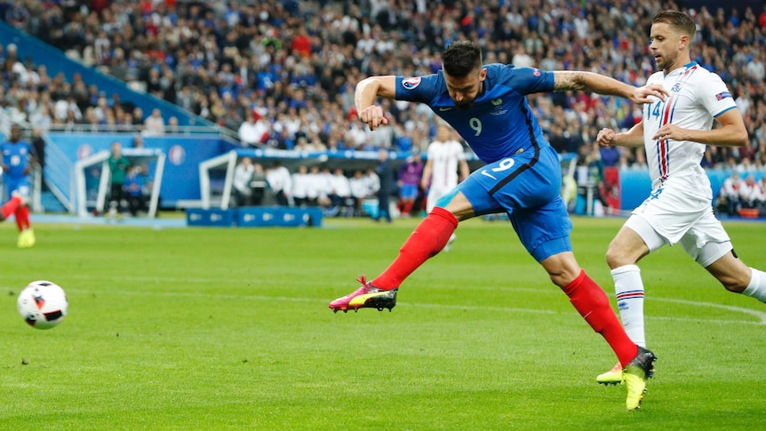 Olivier Giroud scores for France against Iceland in Euro 2016 quarter-final on July 3, 2016.