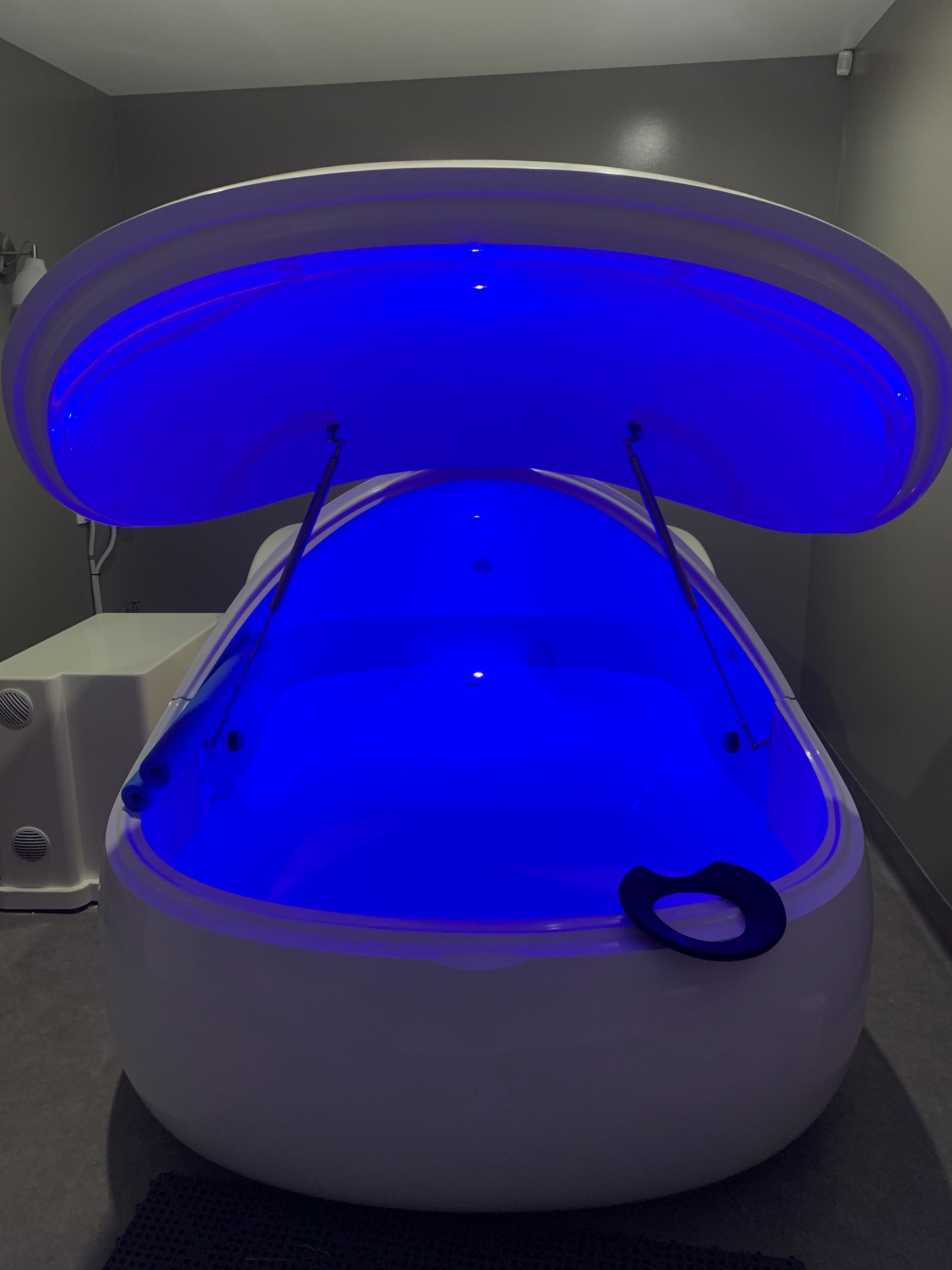 What is flotation therapy and do sensory deprivation tanks do anything