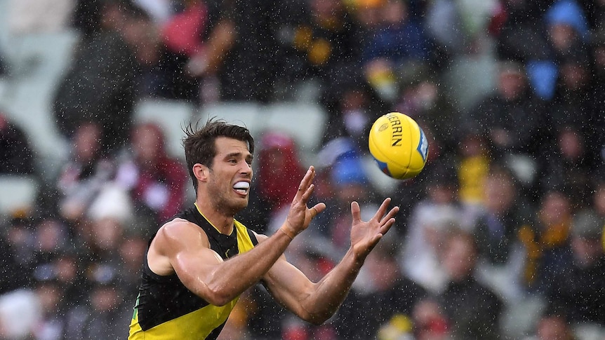 Alex Rance catching the ball