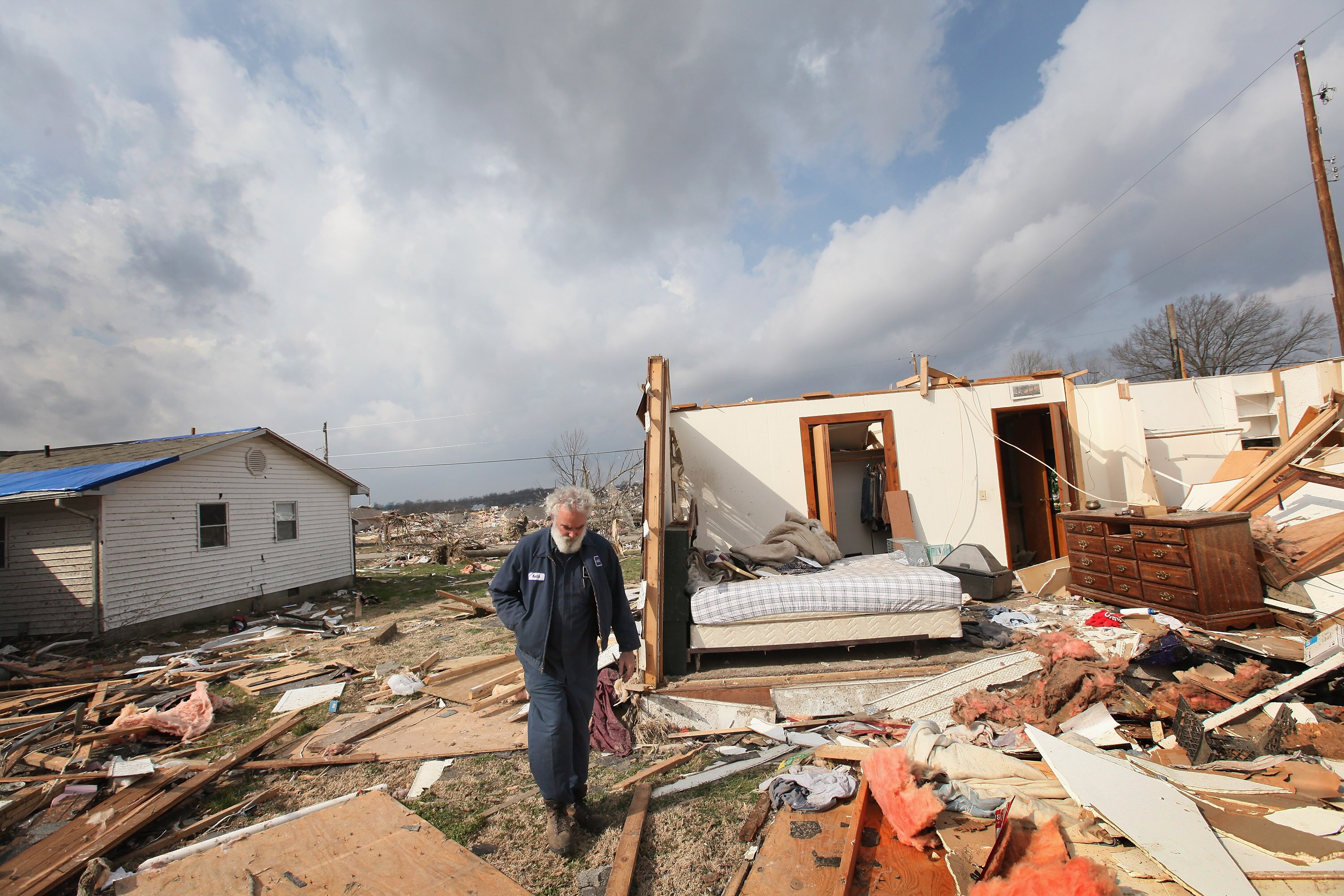 At least 27 dead as tornados rip across US - ABC News