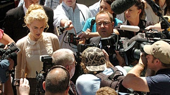 Australian actor Nicole Kidman arrives at the Supreme Court in Sydney on November 19, 2007, where she has been called to give...