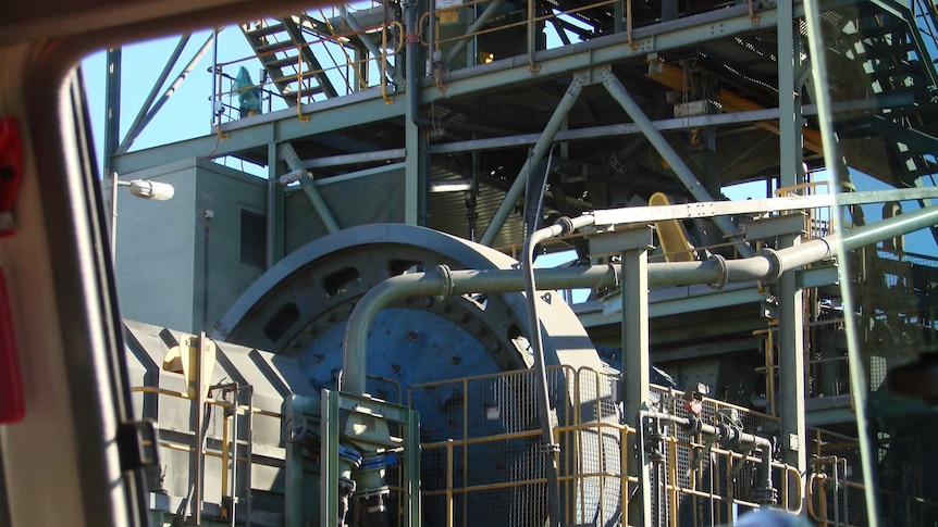 Ball mill nickel mine