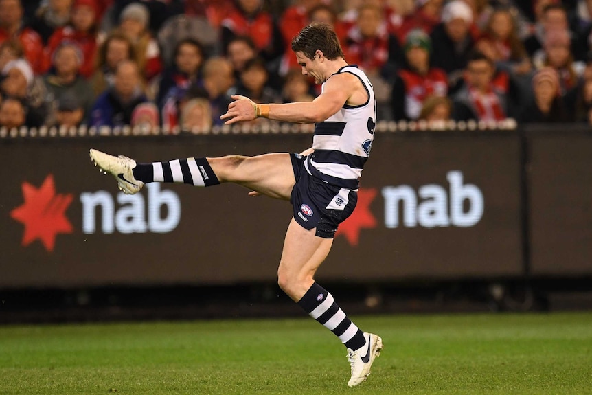 Patrick Dangerfield of the Cats in action against Sydney in second semi-final on September 15, 2017.