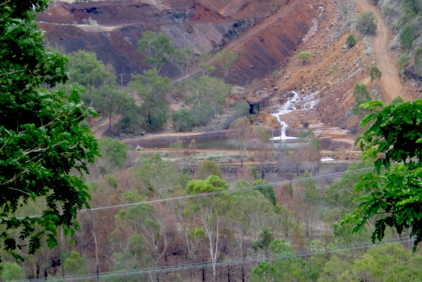 Leaking Mount Morgan mine