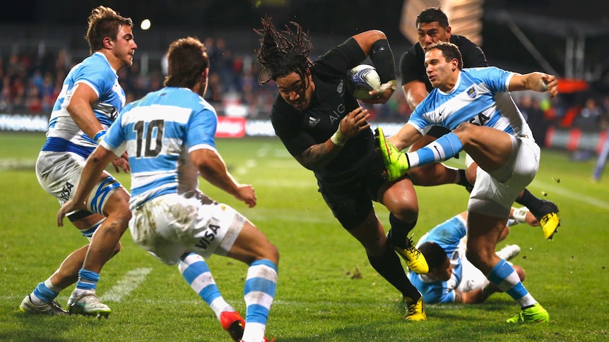 Ma'a Nonu scores a try for New Zealand against Argentina in Christchurch