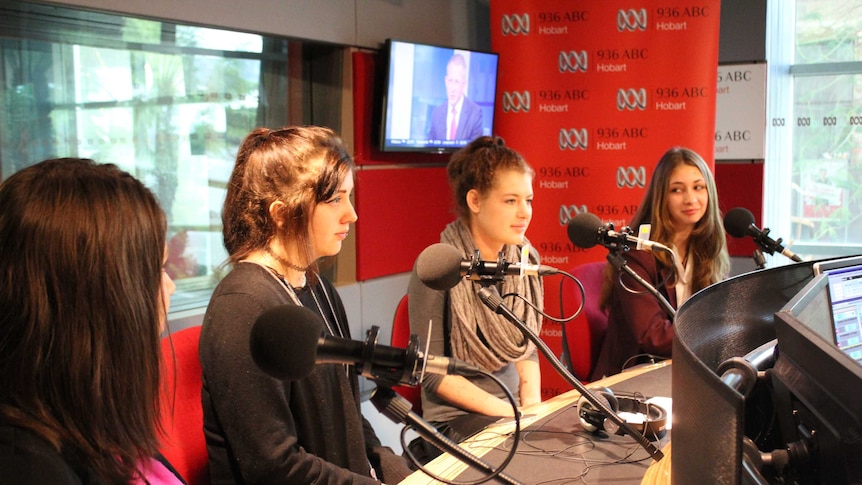 Tegan Pierce from Tasmanian Youth Network with jobseekers at 936 ABC Hobart studio