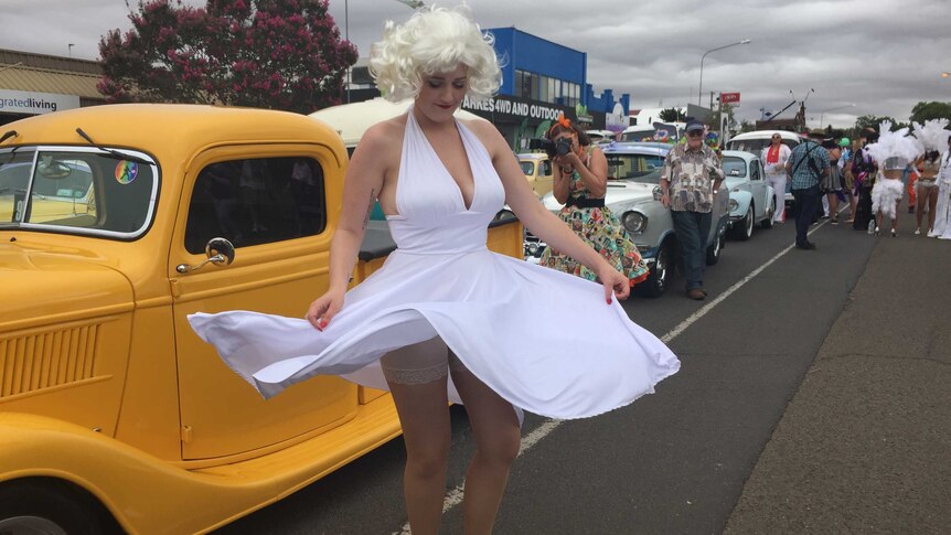 Marilyn Monroe impersonator at Parkes Elvis Festival Parade 2017