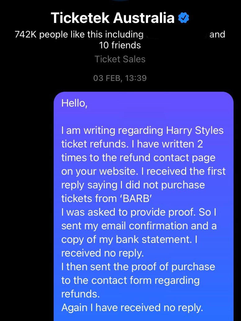 A Facebook message from Anthea to Ticket, explaining how she has shown evidence of her ticket purchase but received no reply.