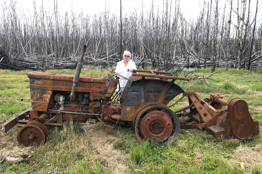 Burnt fiat 600 tractor moved to a nearby site