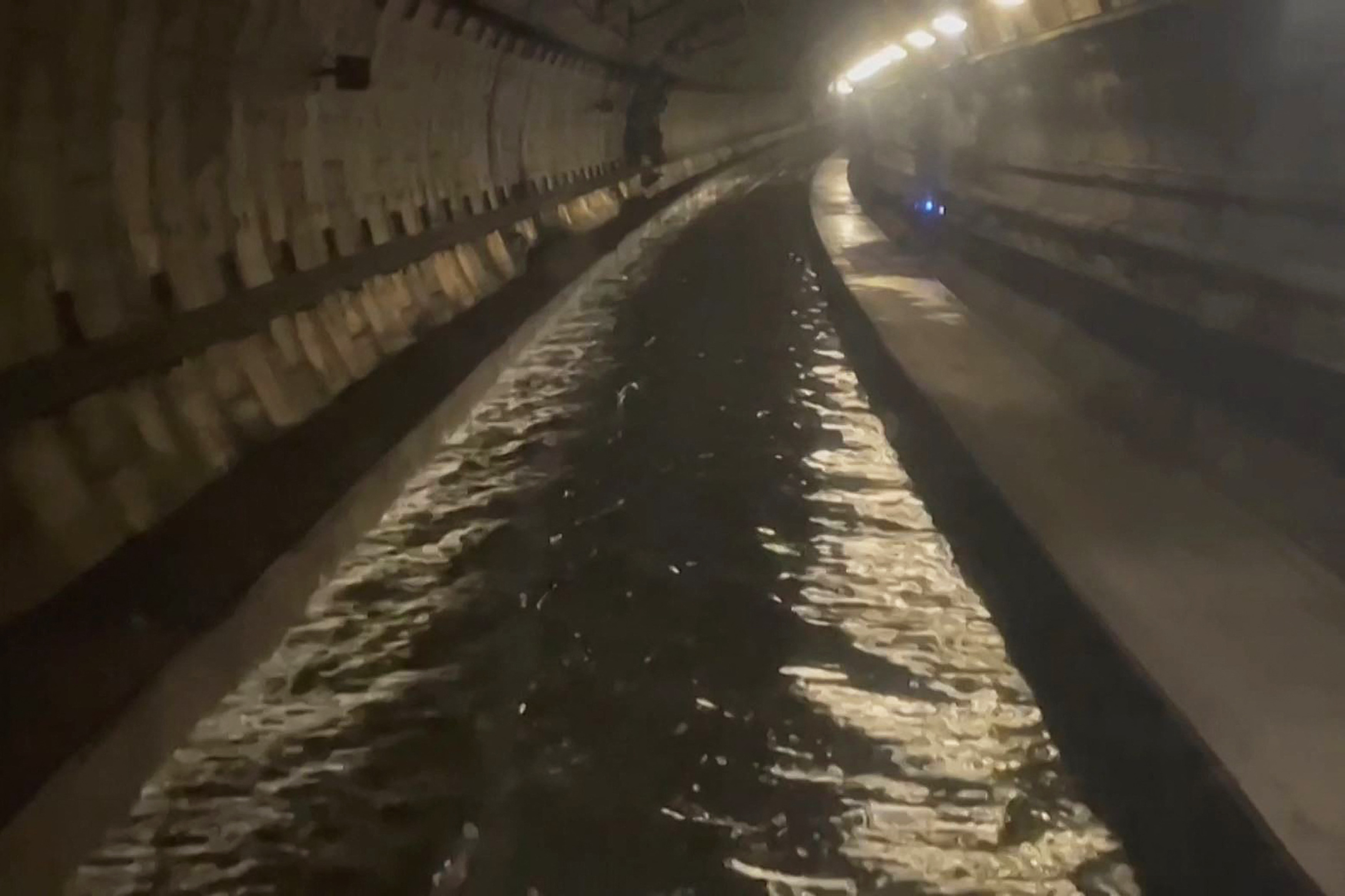 Flooded UK Tunnel Causes Mass Train Cancellations, Stranding Hundreds ...