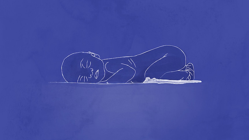 An illustration of a baby, asleep, on their front with their legs tucked up under them.