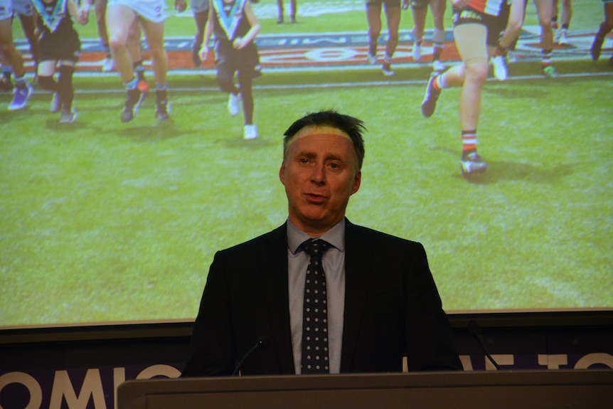 圣科尔达澳式足球俱乐部首席执行官马特·菲尼斯谈体育外交。