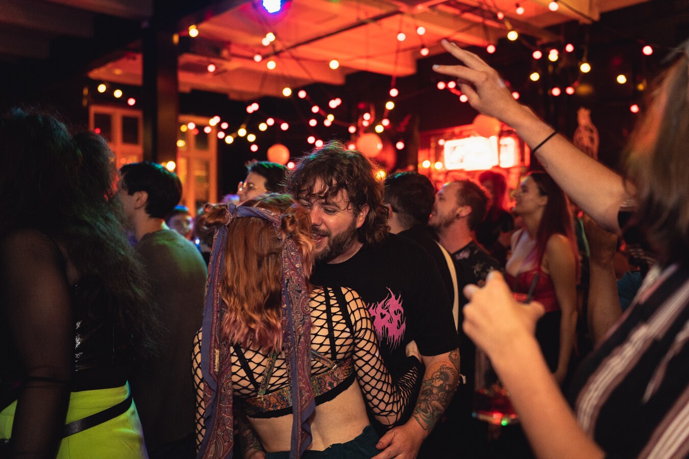 BONEZ: The alternative party where queer culture and heavy music unite ...