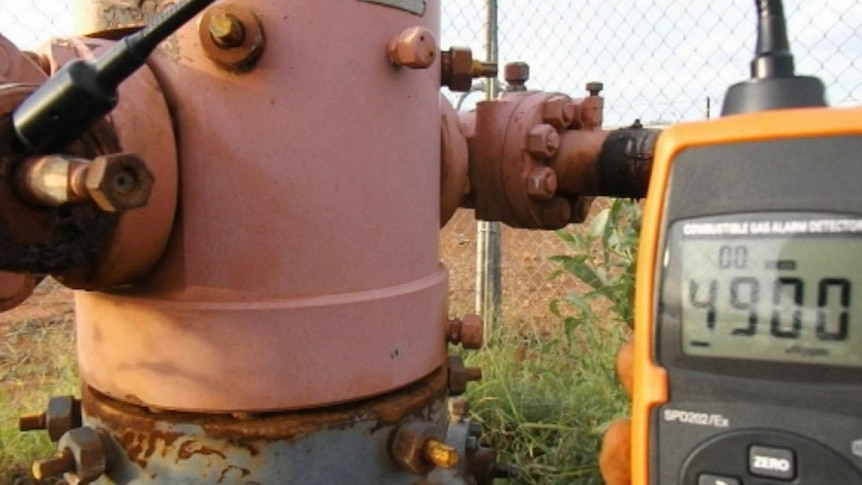 Claim gas fracking well leaking