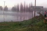 Flooded Belubula River at Canowindra
