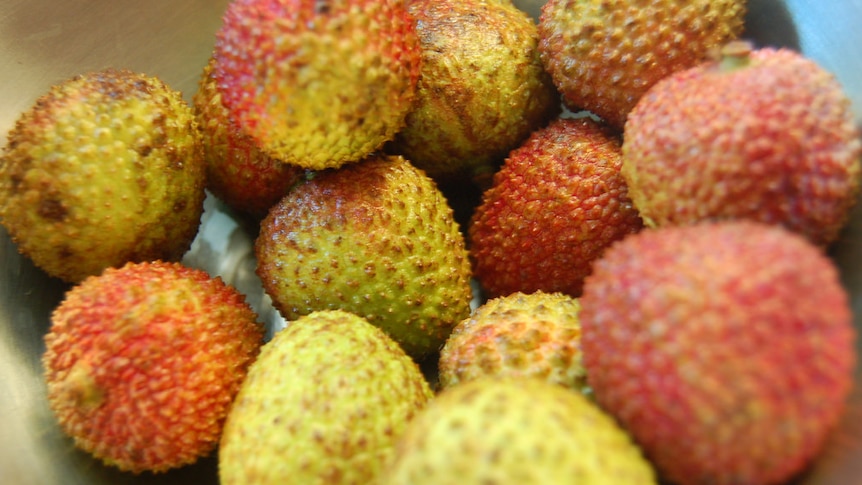 A bowl of lychees