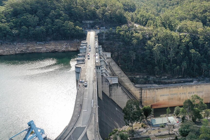 an overhead picture of a dam