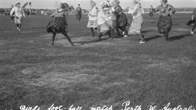 Girls football teams playing in Perth, 1918.