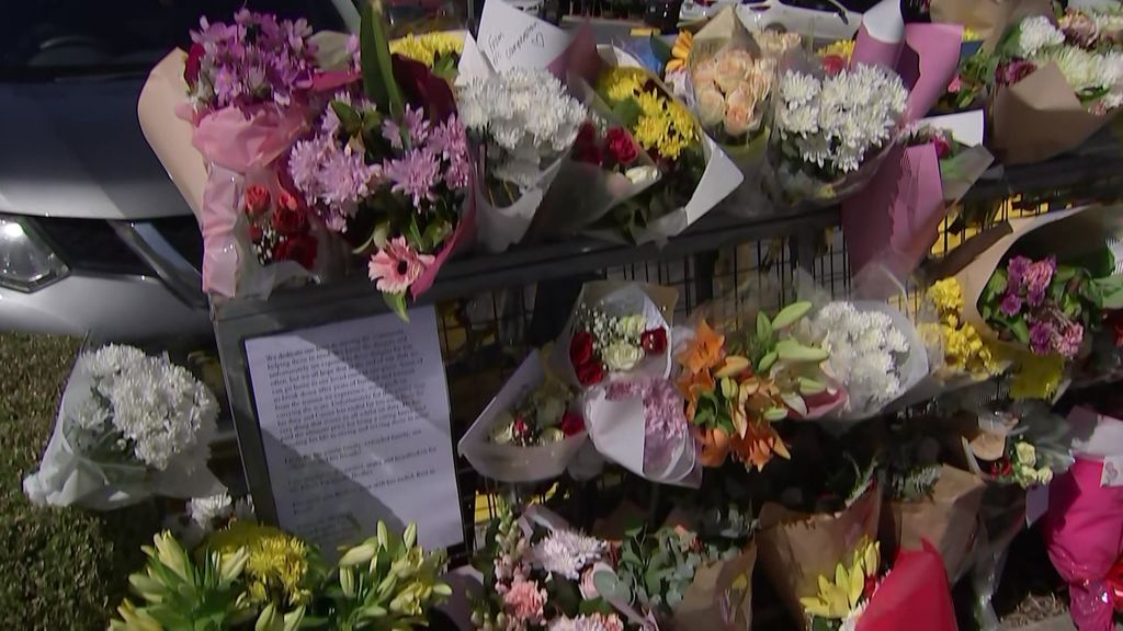 Floral Tribute Laid For Murdered NSW Paramedic - ABC News