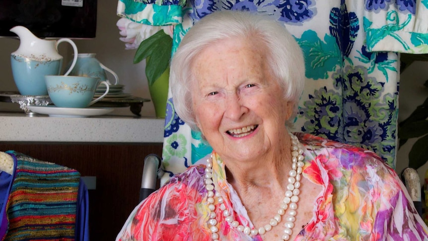she-brought-the-bikini-to-australia-and-helped-build-the-gold-coast-paula-stafford-dies-aged-102