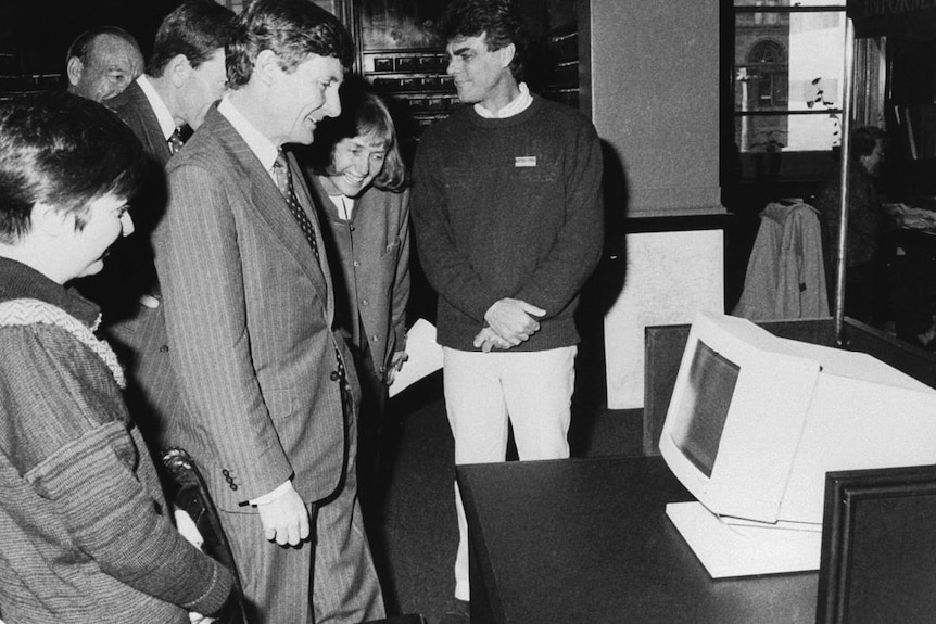 John Bannon tours State Library of South Australia