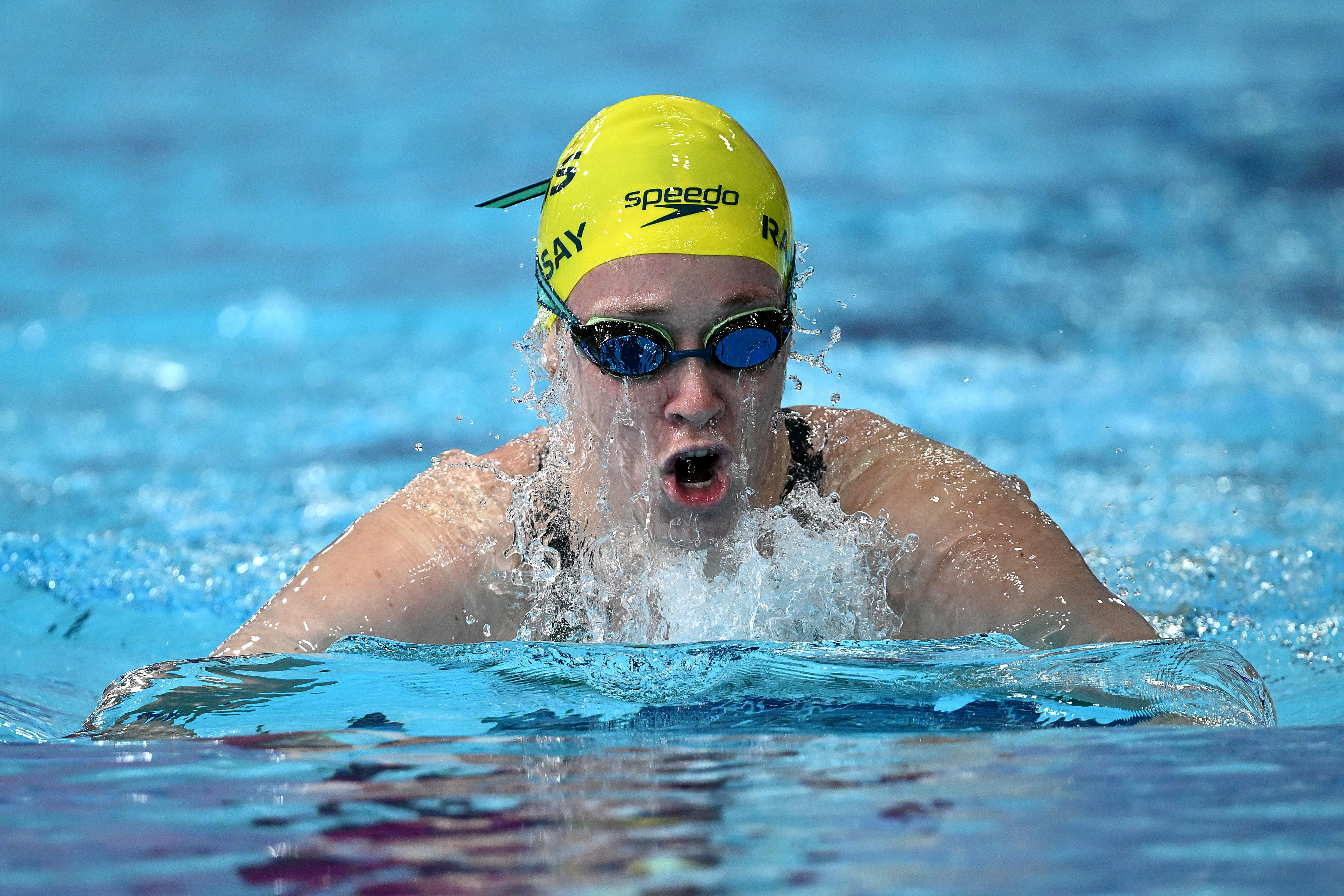 Live: Last medals in the pool to be won, Diamonds face tough match-up