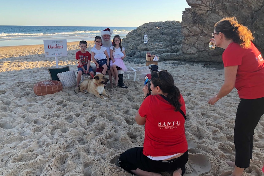 Santa photo on the beach.