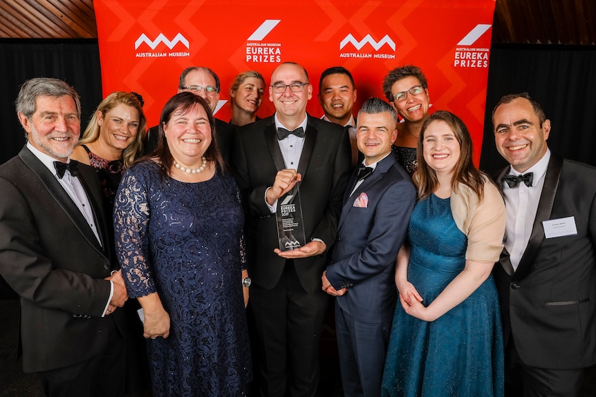 University of Tasmania team that created the Greyscan bomb-scanning device winning Defence, Science and Technology Eureka Prize